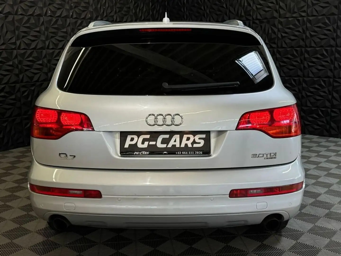 Vehicle image, number 15