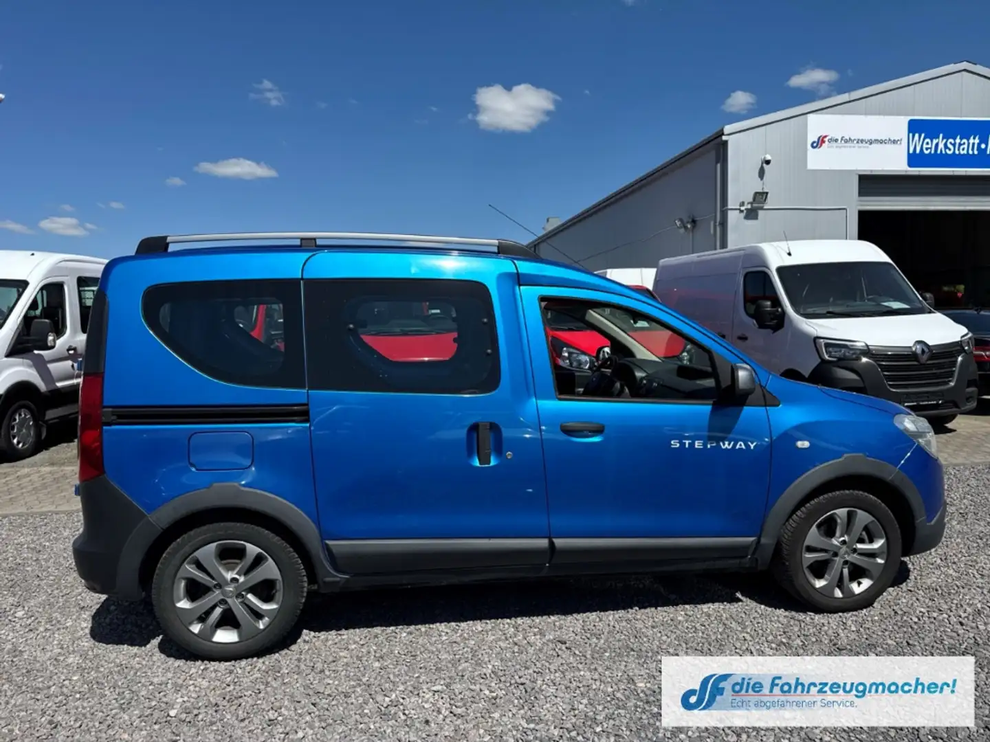 Vehicle image, number 6
