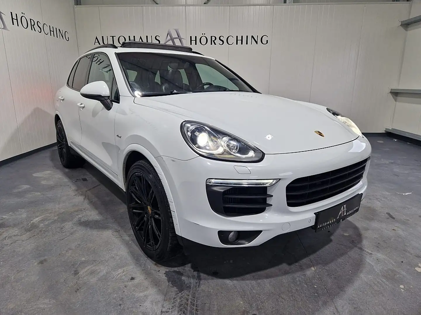 Vehicle image, number 1