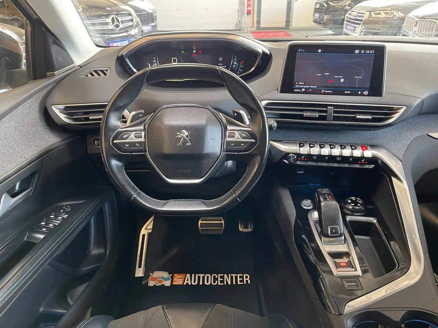 Vehicle image, number 8