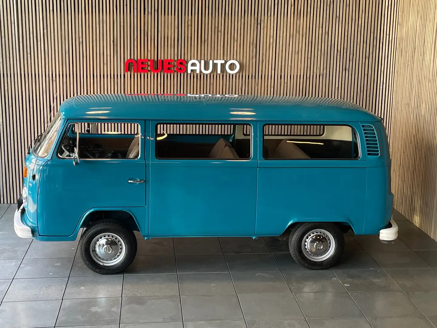Vehicle image, number 5