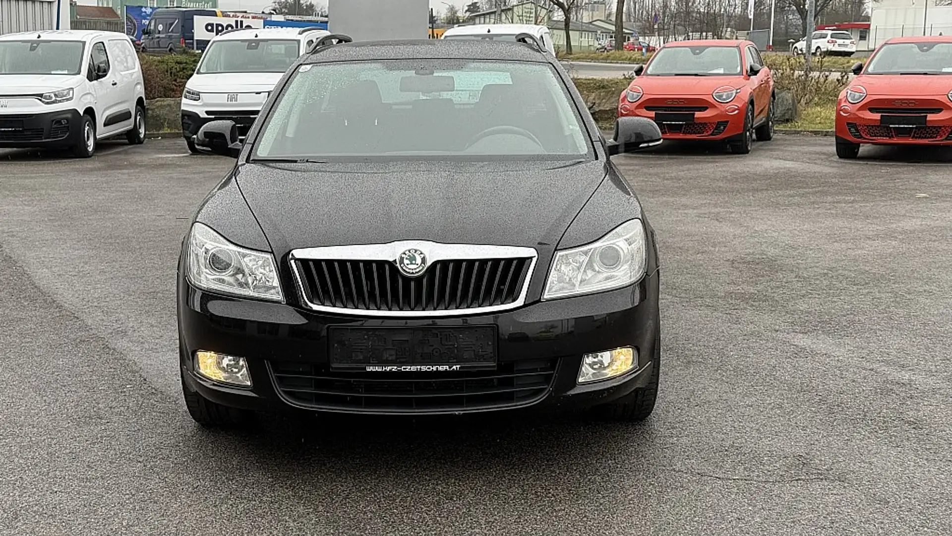Vehicle image, number 8
