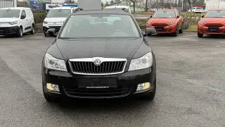 Vehicle image thumbnail, number 8