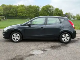 Vehicle image thumbnail, number 3