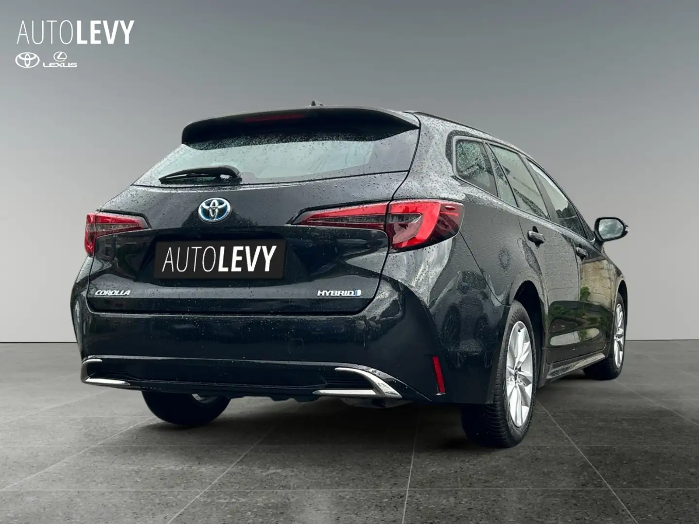 Vehicle image, number 6