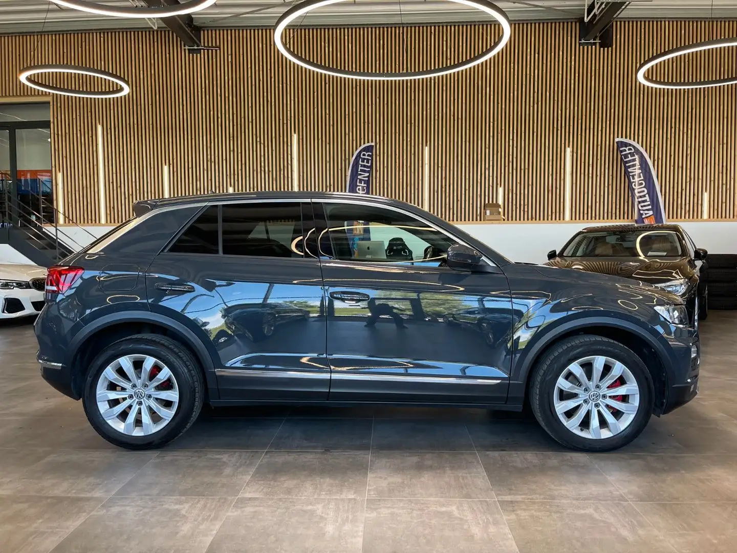 Vehicle image, number 17