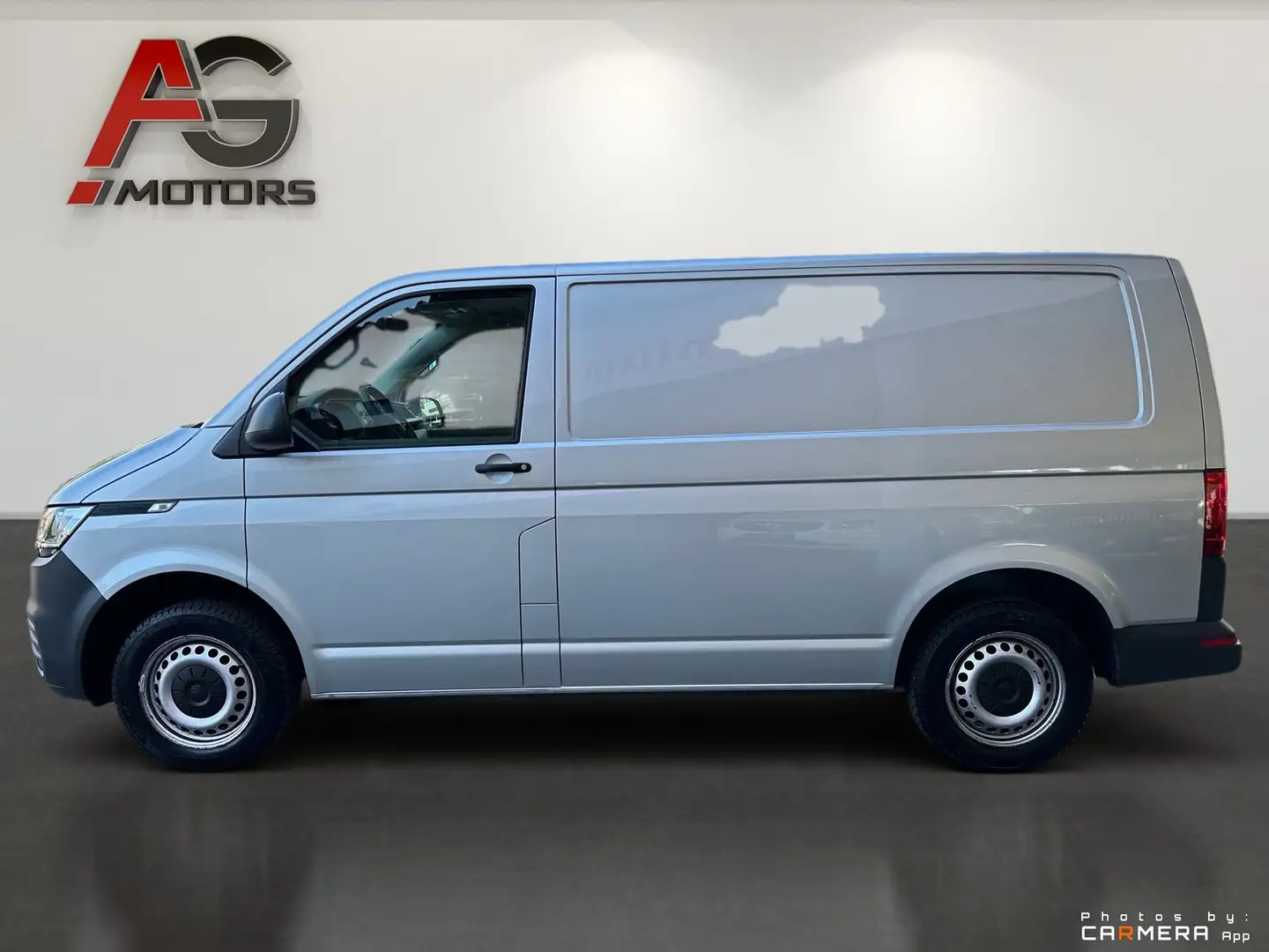 Vehicle image, number 8