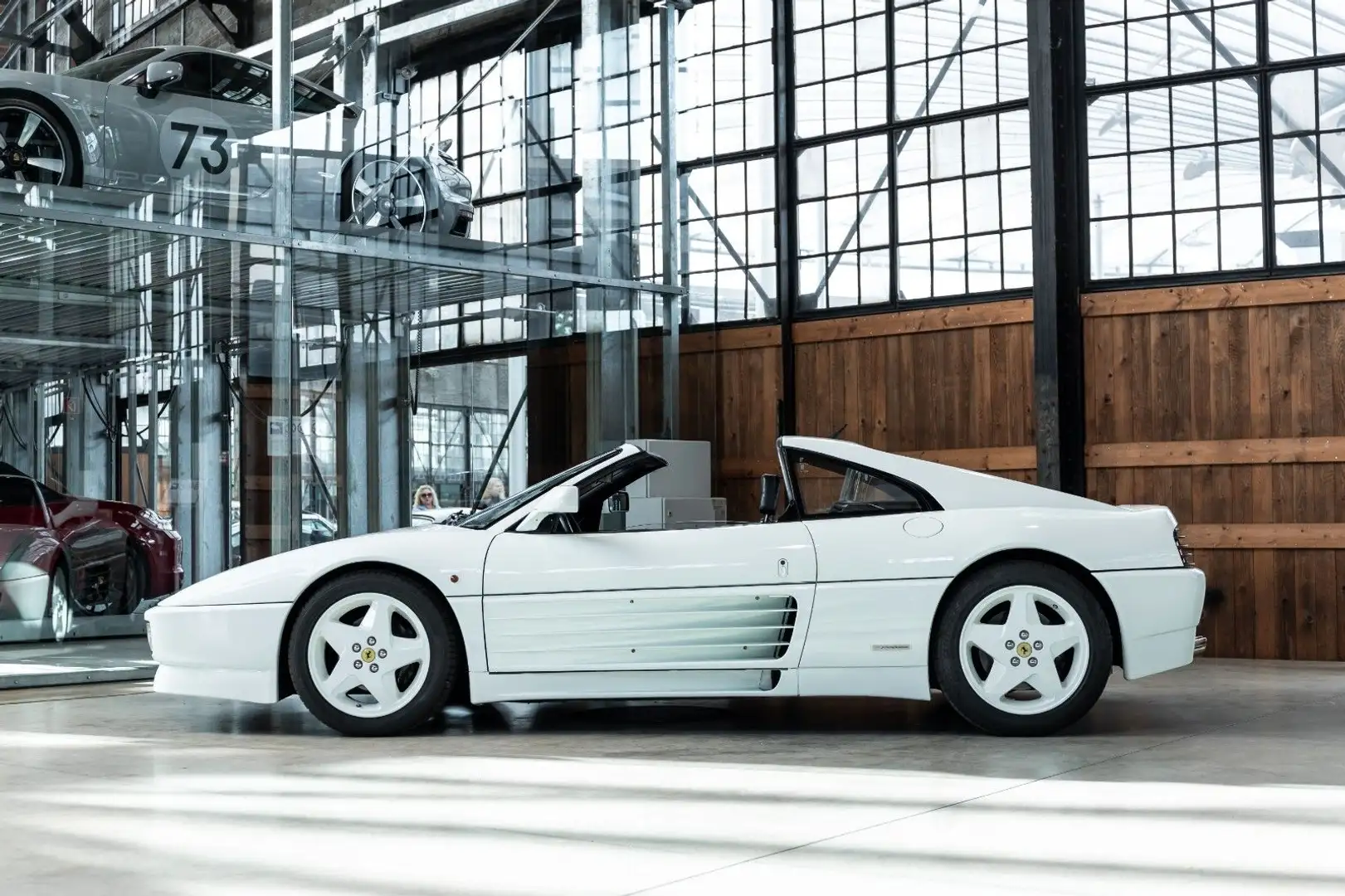 Vehicle image, number 7