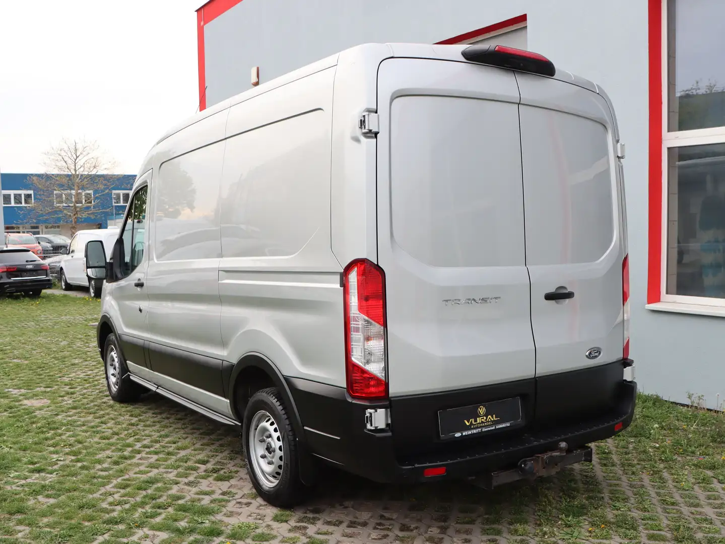 Vehicle image, number 7