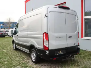 Vehicle image thumbnail, number 7