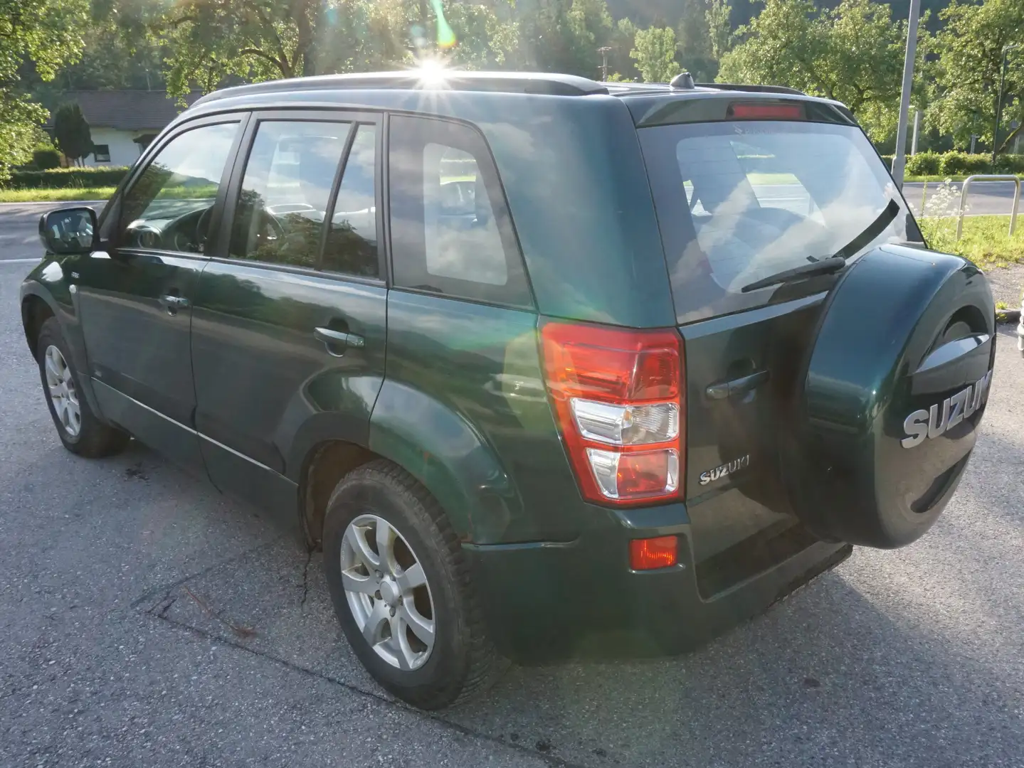 Vehicle image, number 5