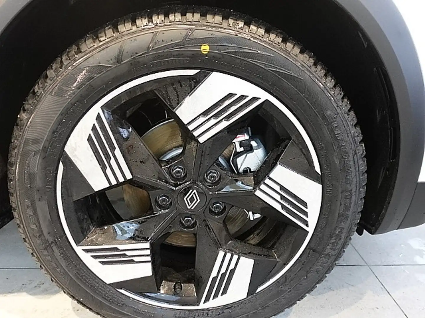 Vehicle image, number 8