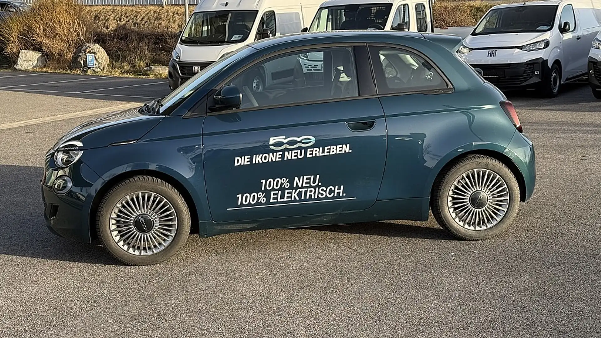 Vehicle image, number 2