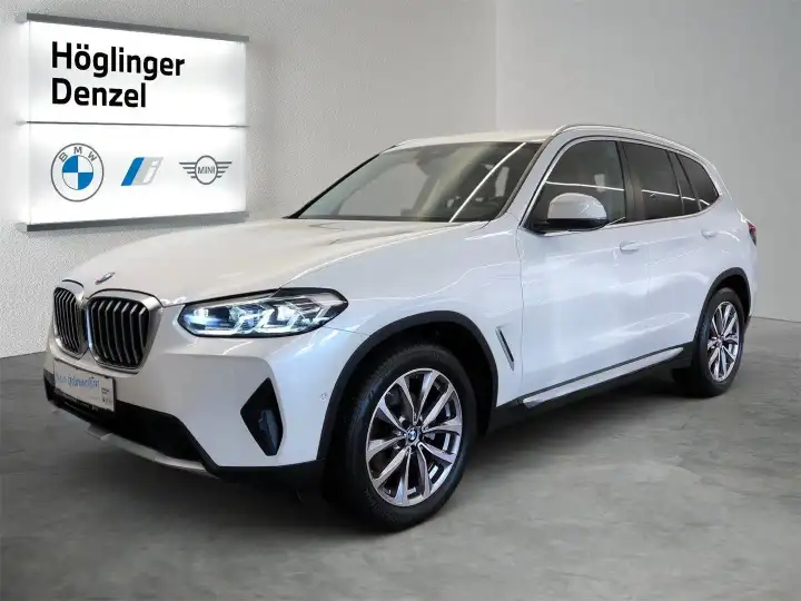 Additional image of the vehicle