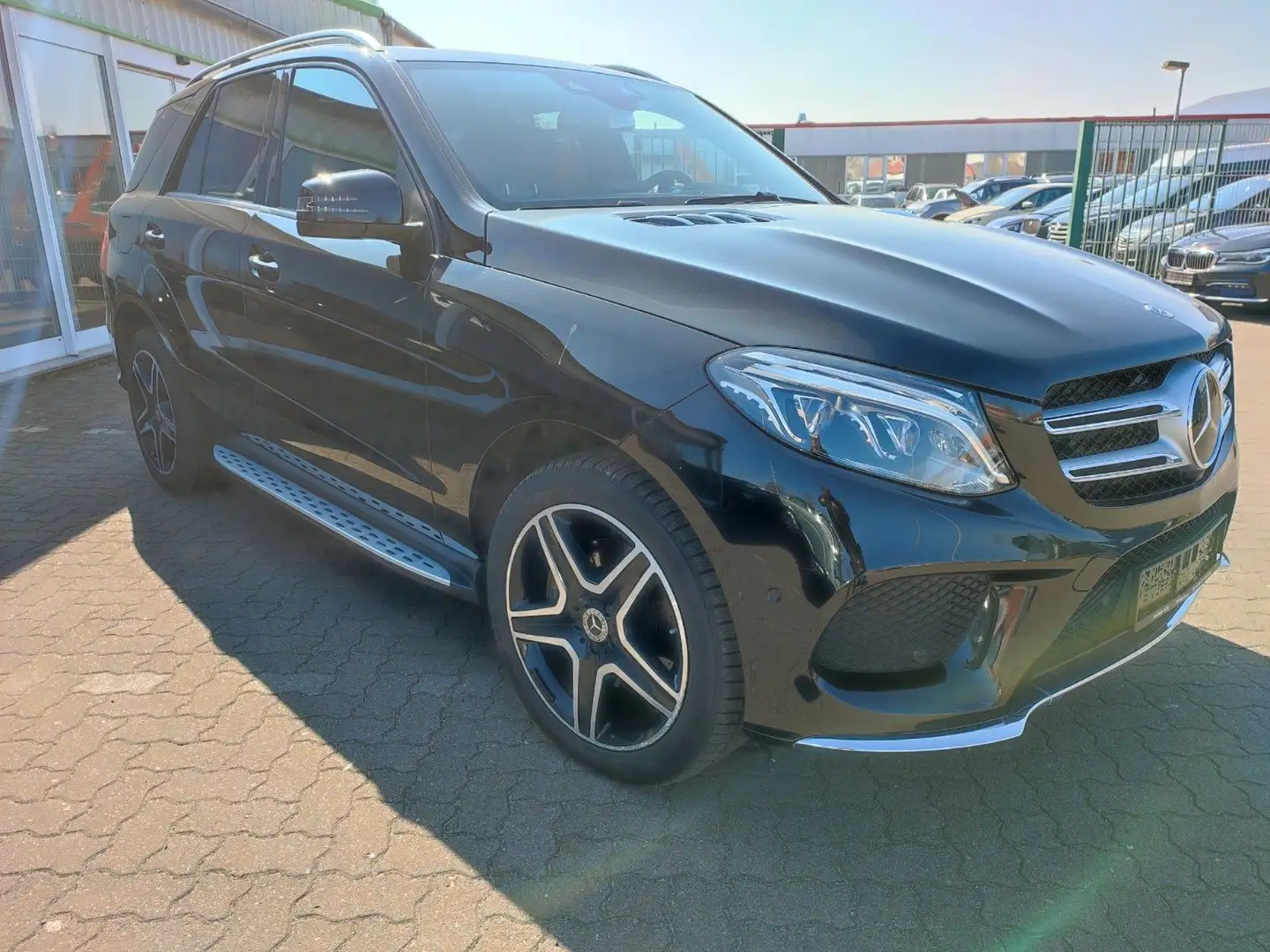 Vehicle image, number 1