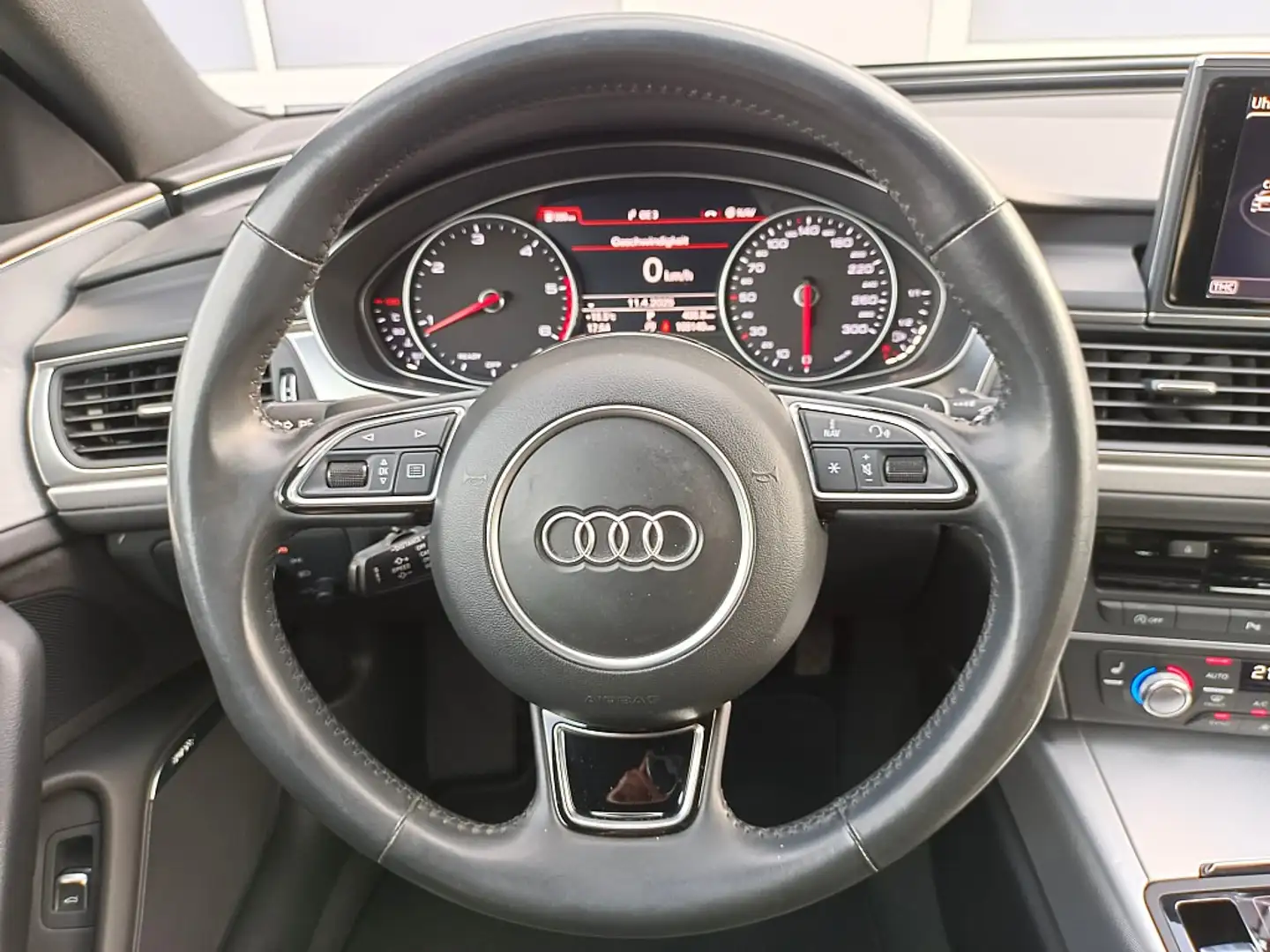Vehicle image, number 18