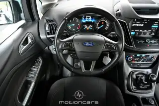 Vehicle image thumbnail, number 9