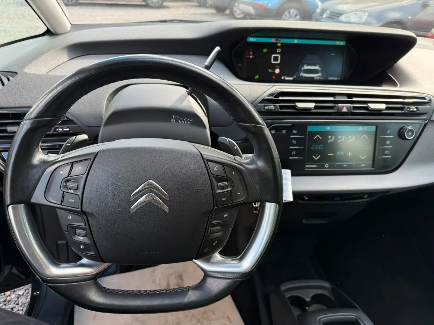 Vehicle image, number 7