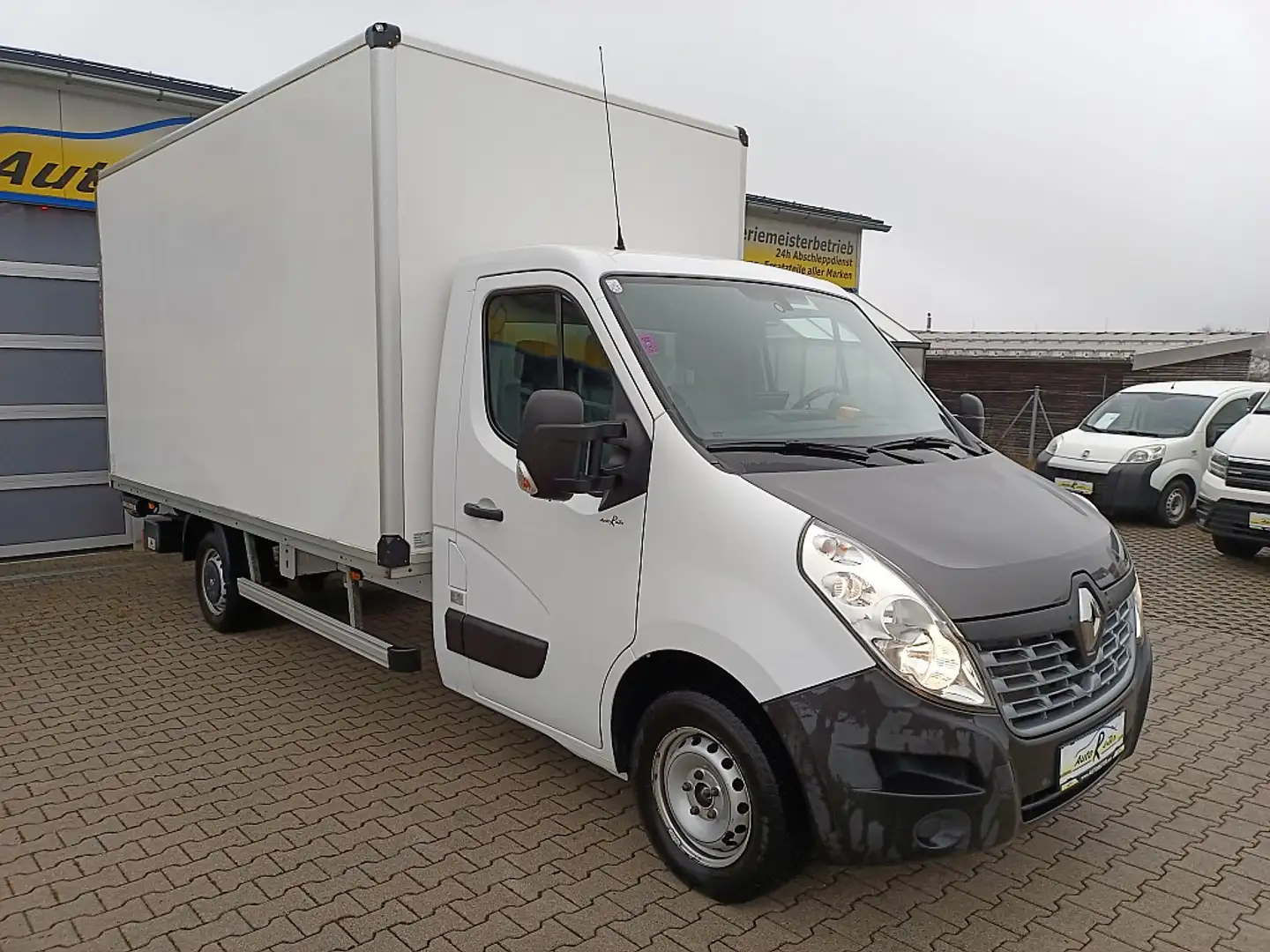 Vehicle image, number 6