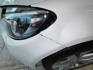 Vehicle image thumbnail, number 13