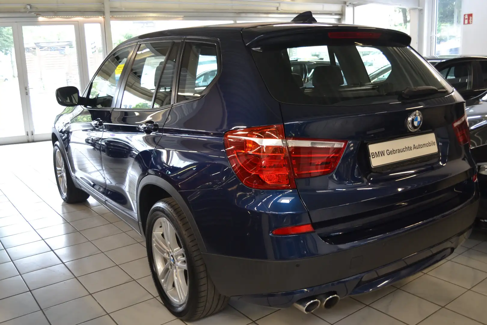 Vehicle image, number 15