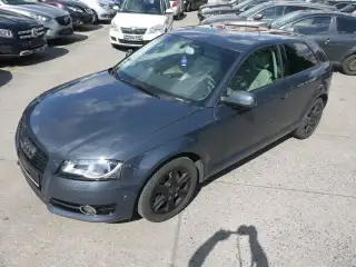 Vehicle image thumbnail, number 7