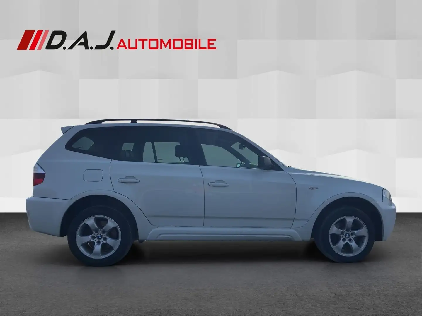Vehicle image, number 6