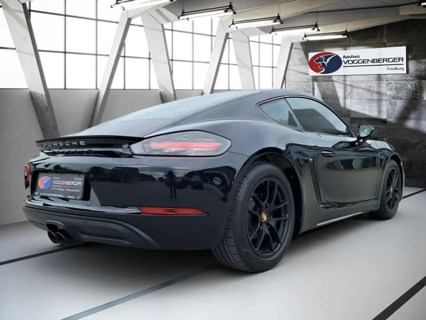 Vehicle image, number 4
