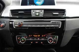 Vehicle image thumbnail, number 16