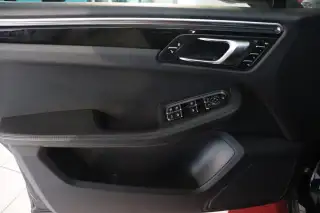 Vehicle image thumbnail, number 13