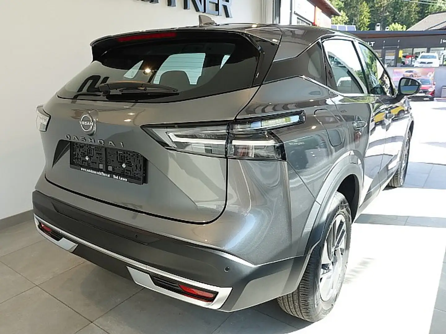 Vehicle image, number 2