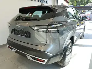 Vehicle image thumbnail, number 2