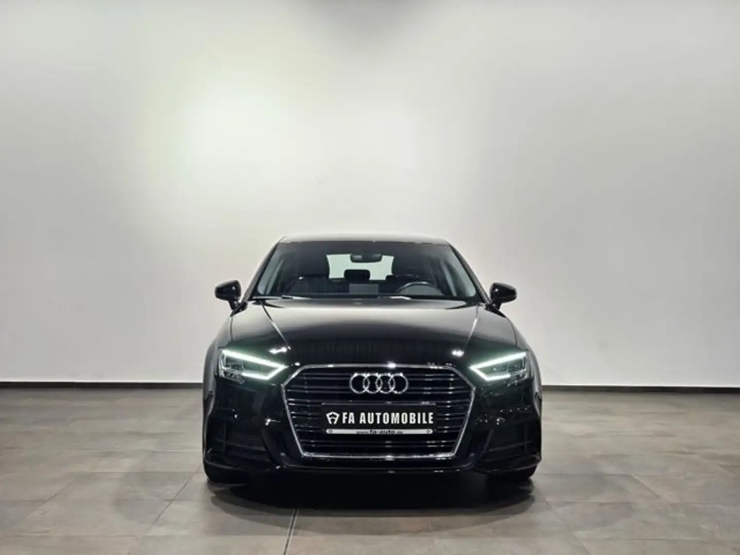 Vehicle image, number 3