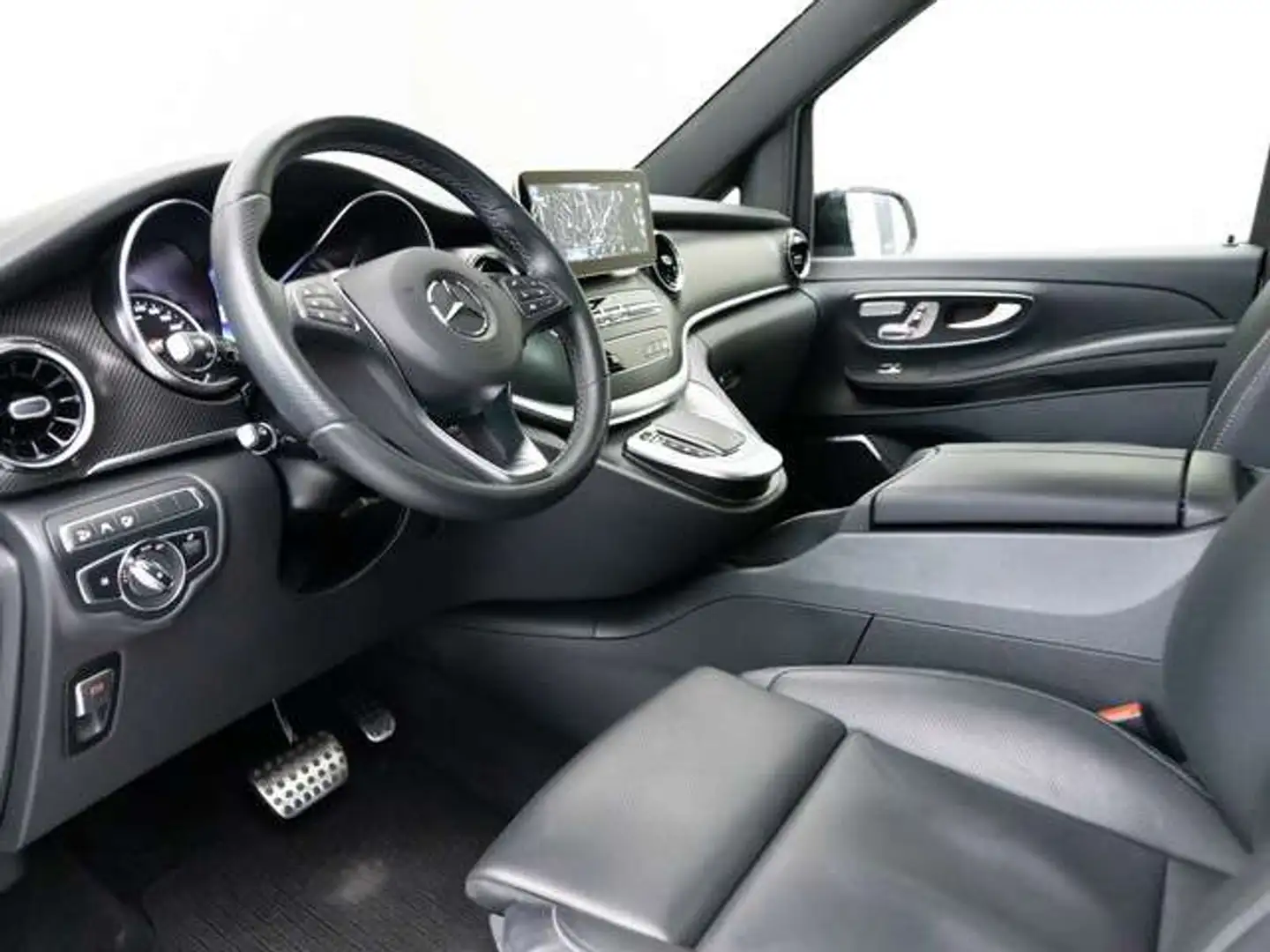 Vehicle image, number 5
