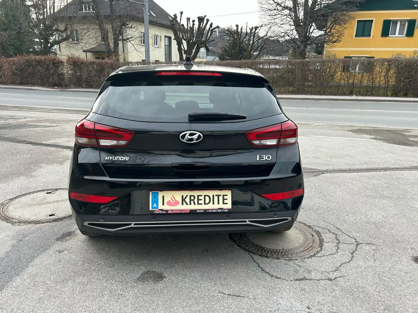 Vehicle image, number 9