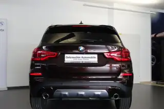 Vehicle image thumbnail, number 4