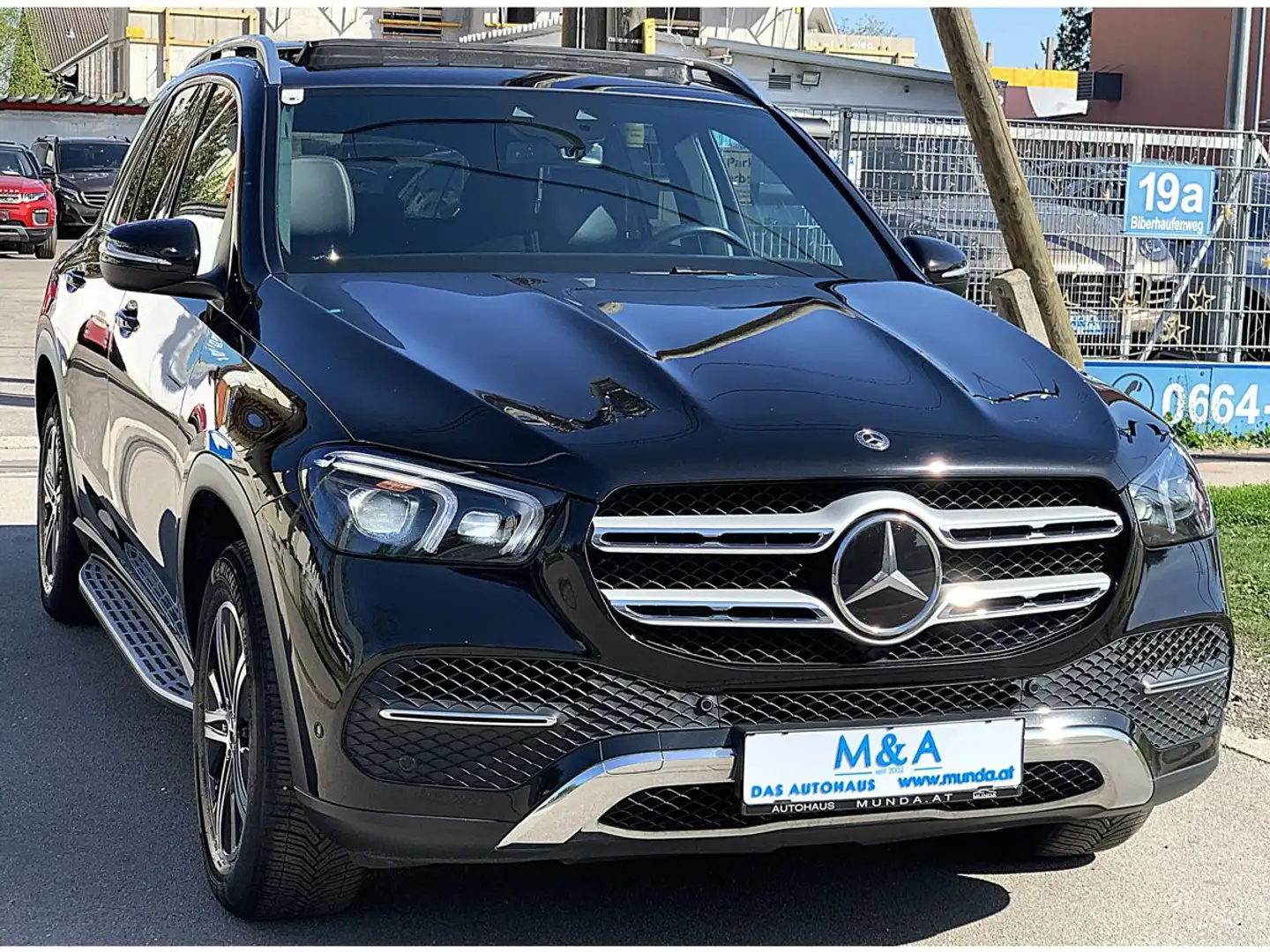 Vehicle image, number 3