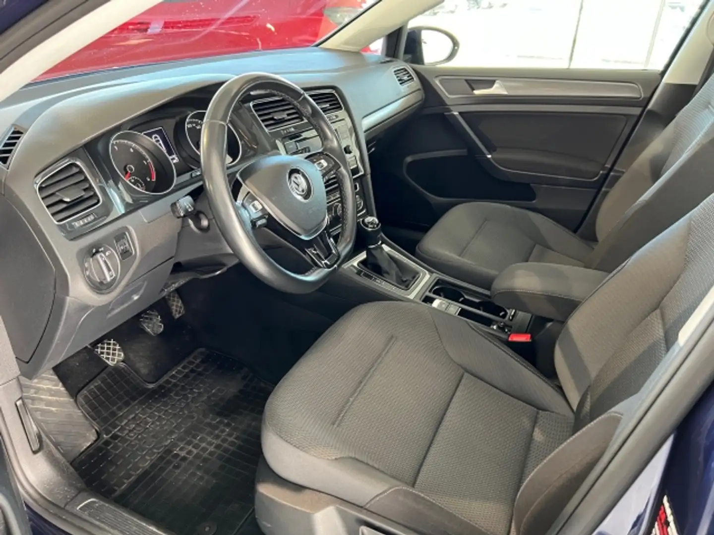 Vehicle image, number 7