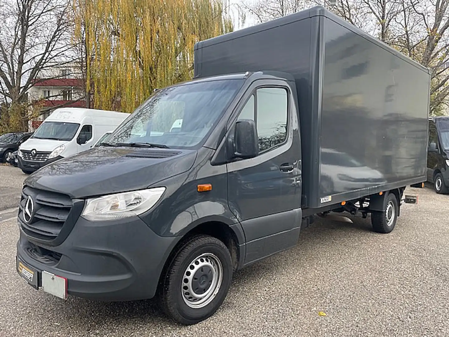 Vehicle image, number 3