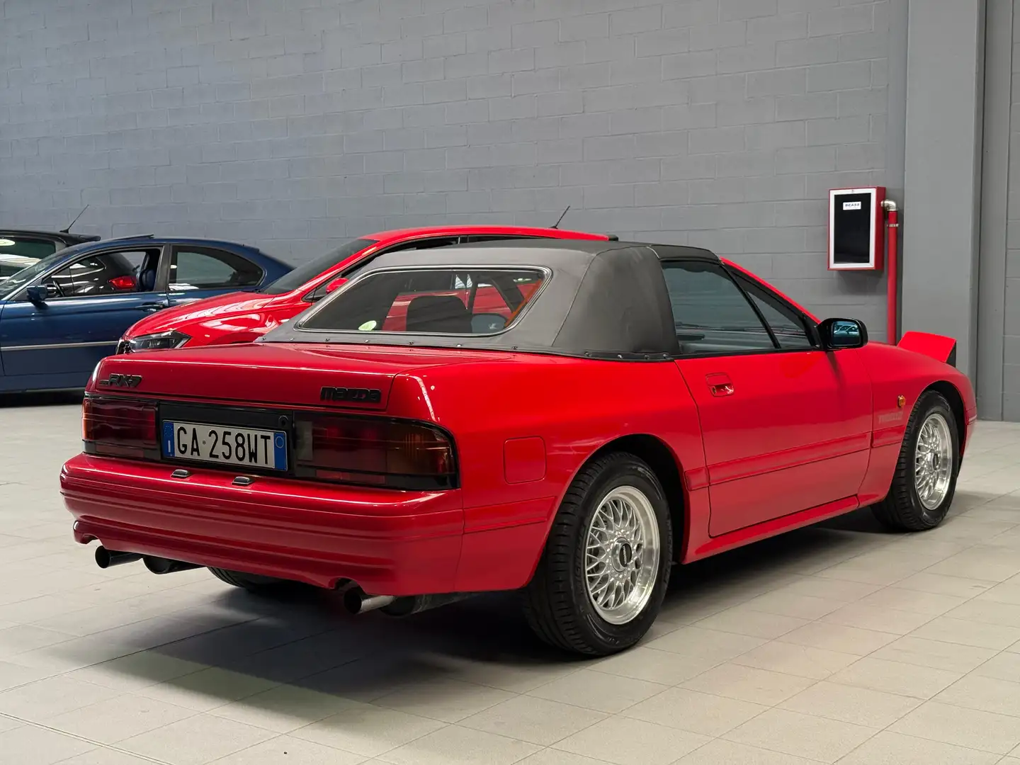 Vehicle image, number 7