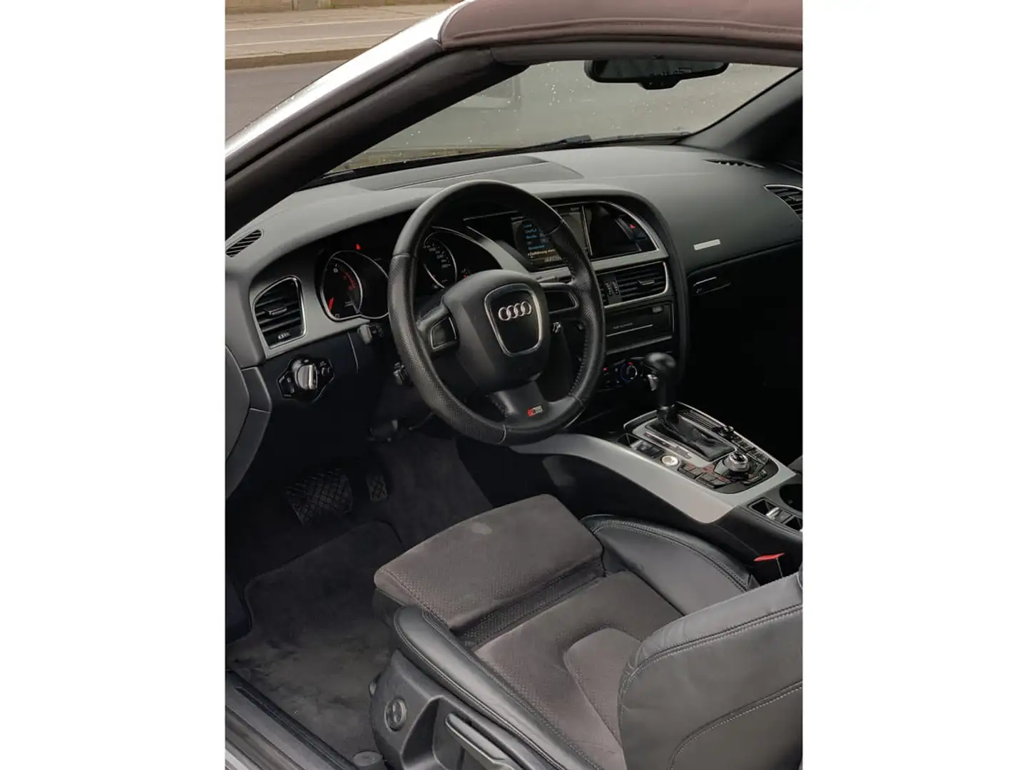 Vehicle image, number 10