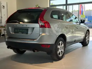 Vehicle image thumbnail, number 3