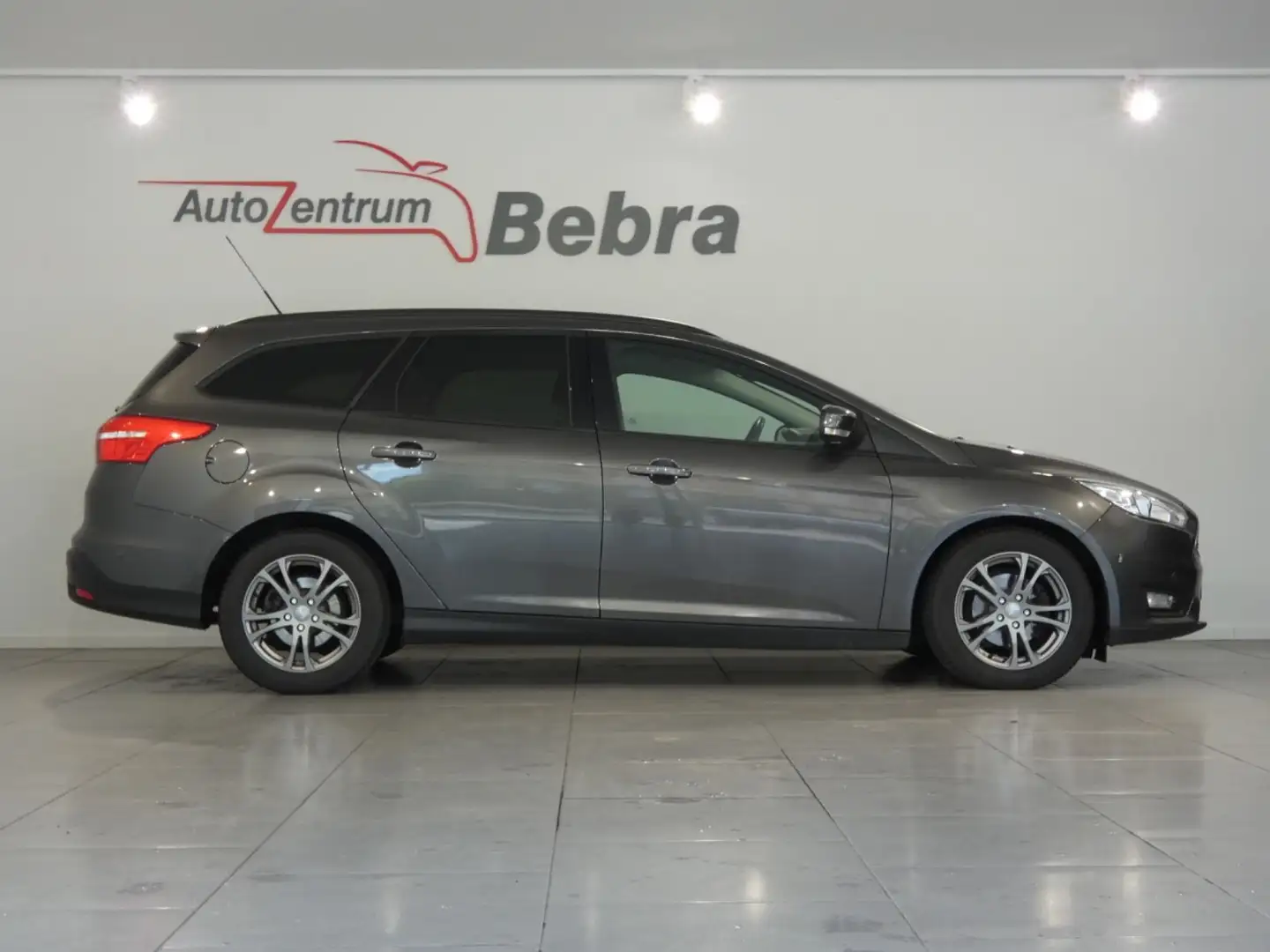 Vehicle image, number 3