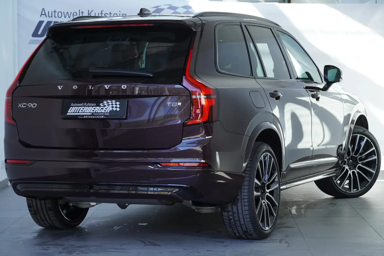 Vehicle image, number 8