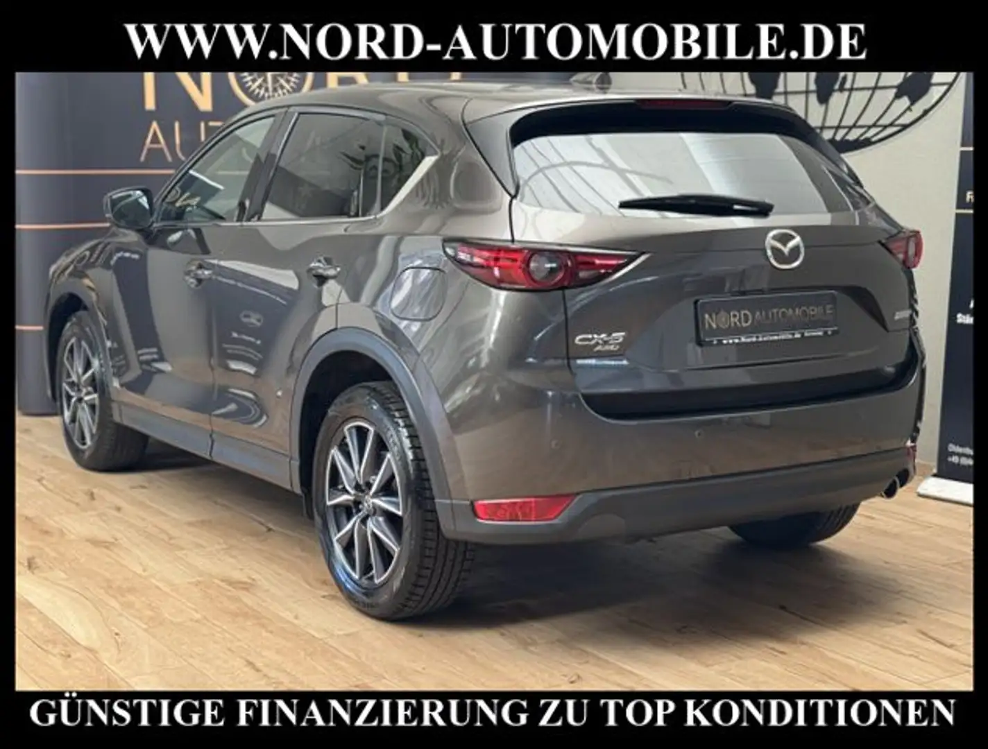 Vehicle image, number 8