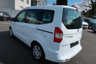 Vehicle image thumbnail, number 2