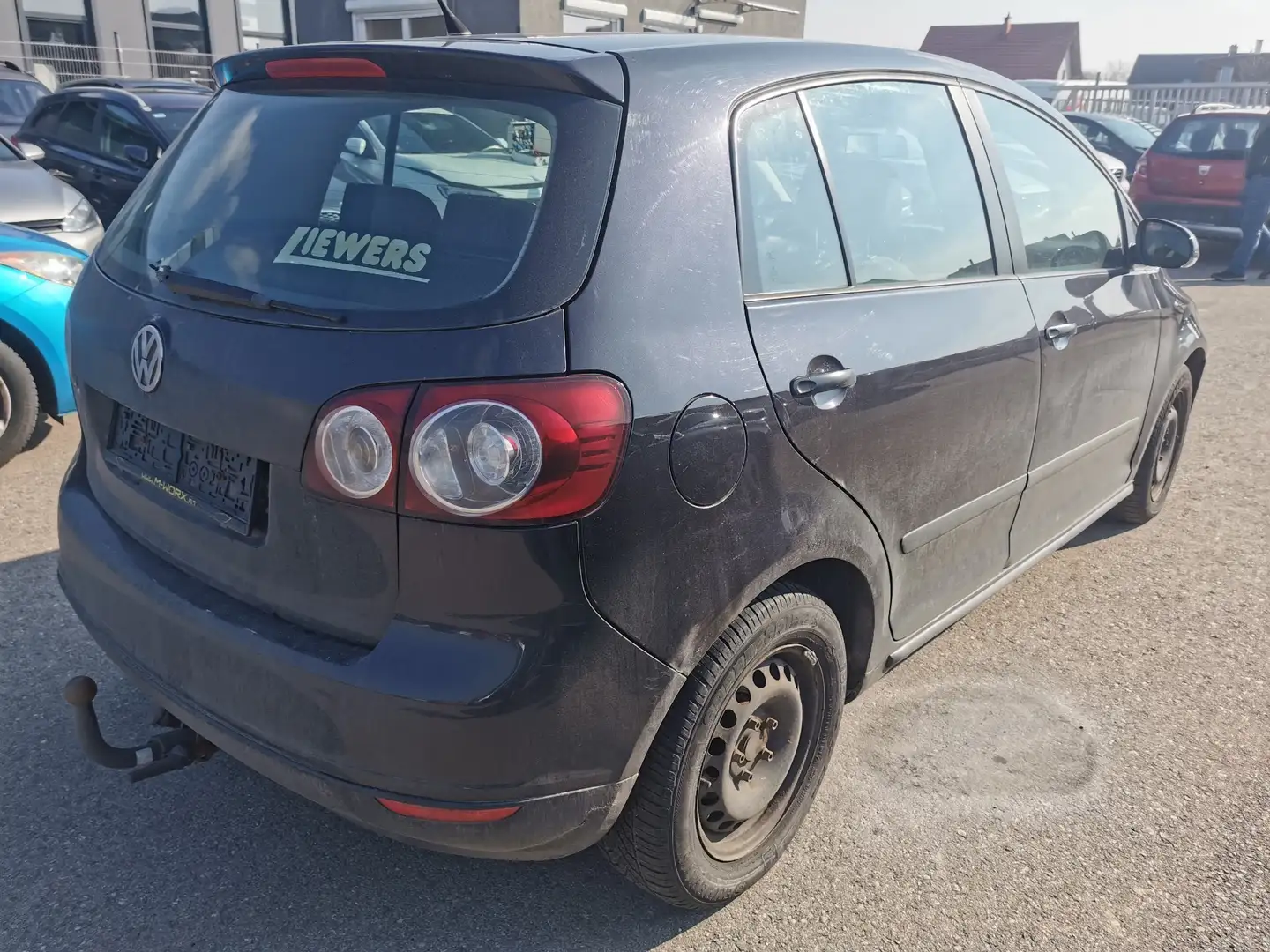 Vehicle image, number 3