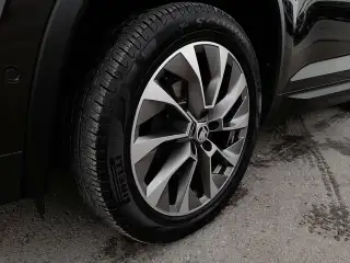 Vehicle image thumbnail, number 16