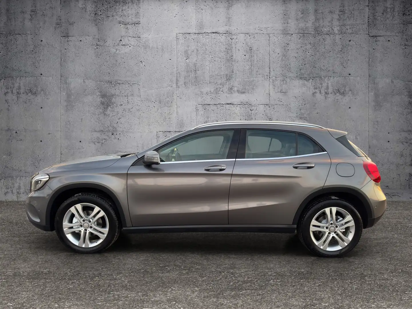 Vehicle image, number 8