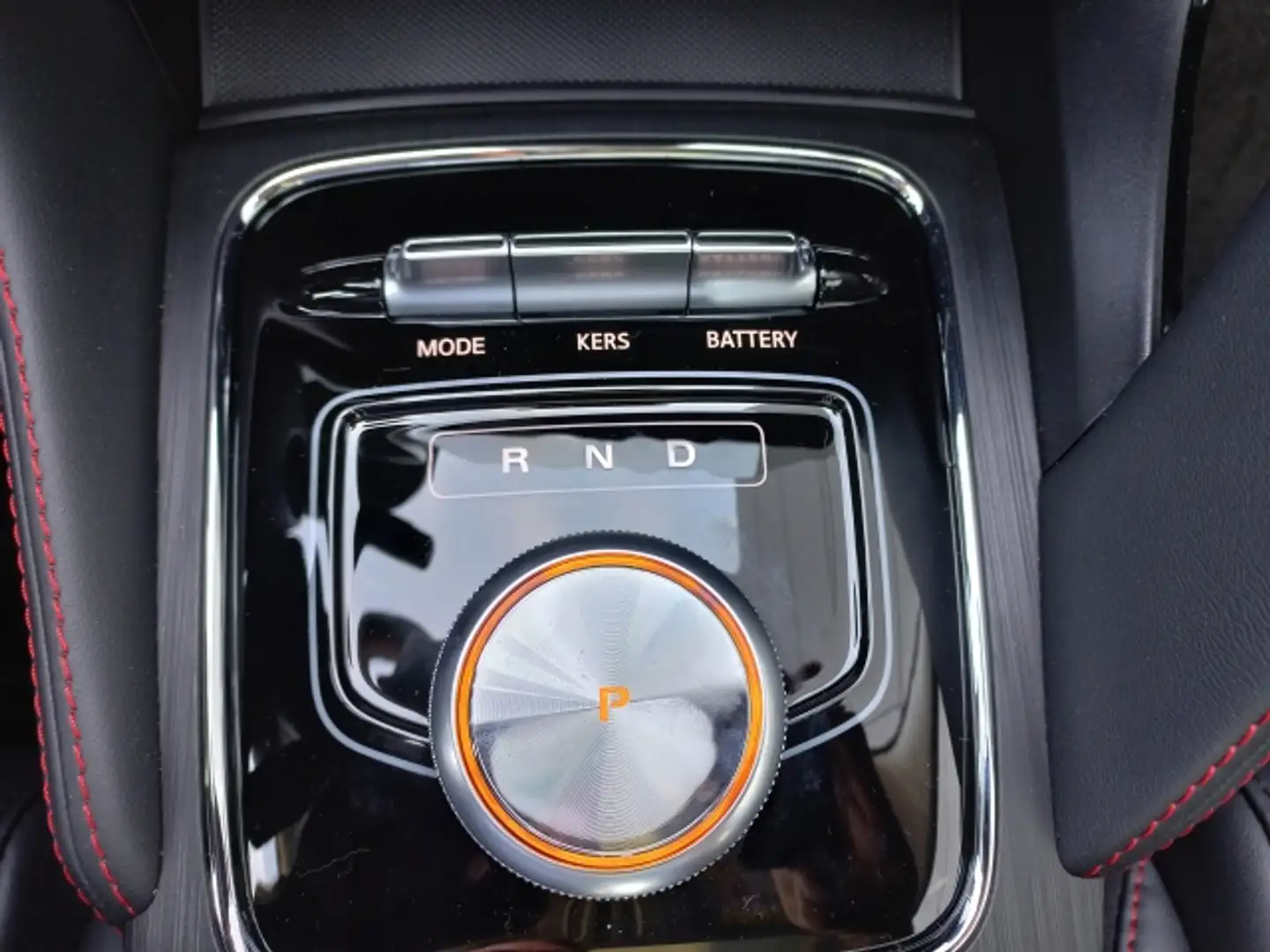 Vehicle image, number 11